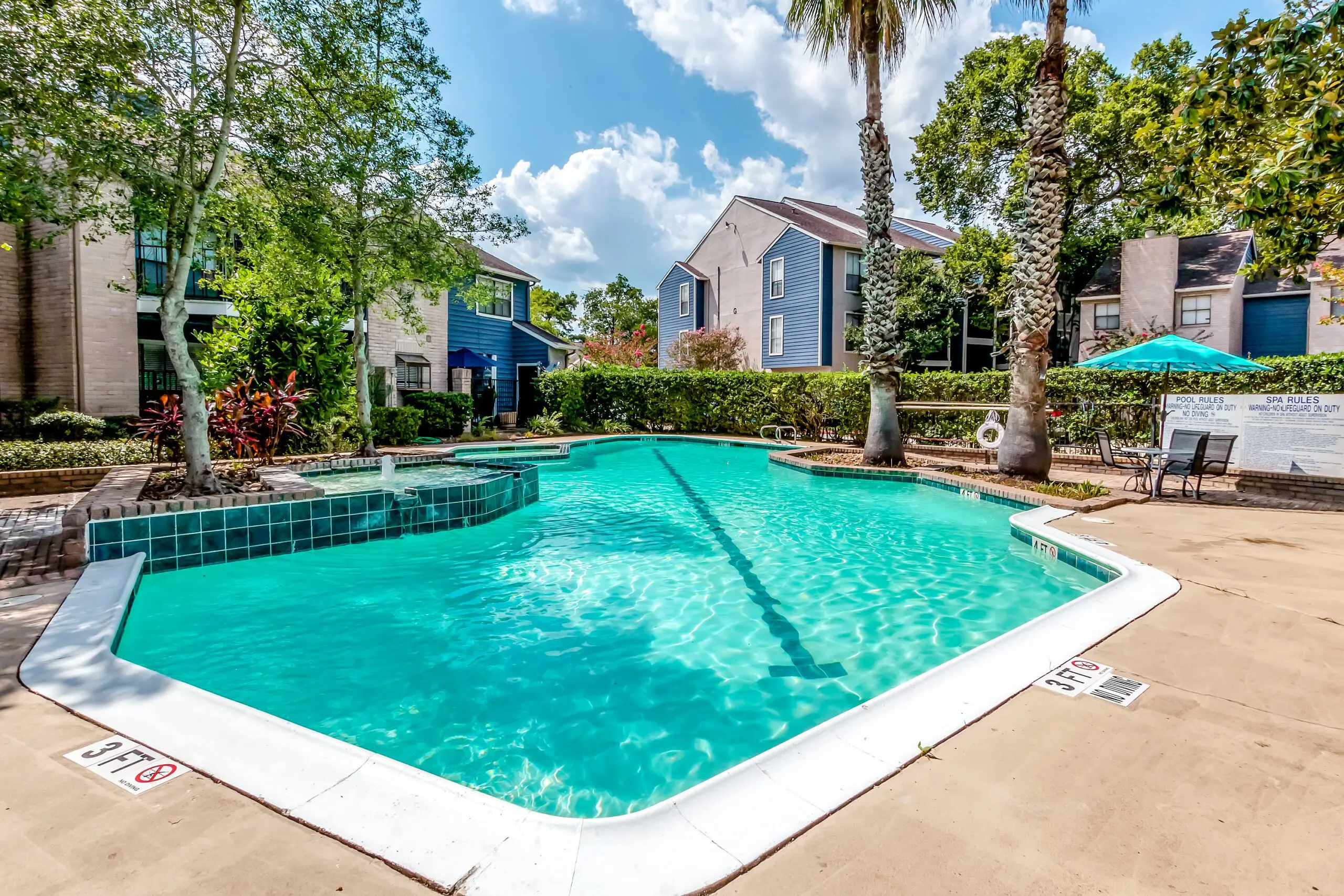Excelsior pool